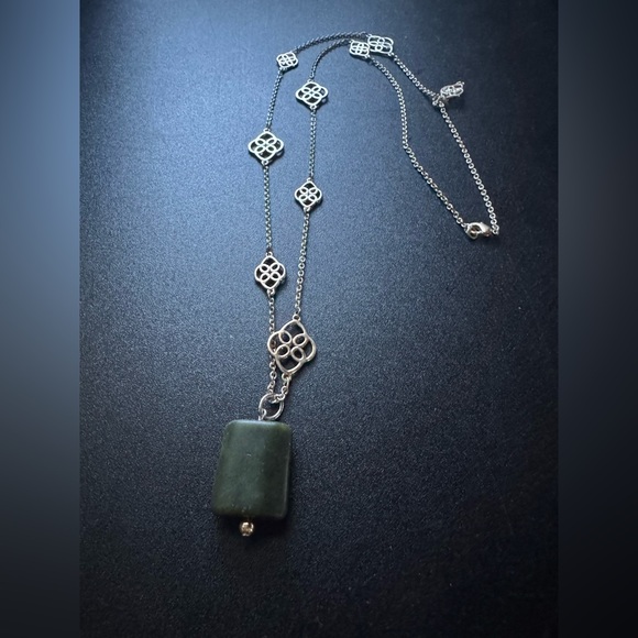 Handmade Jade Necklace - Picture 4 of 5